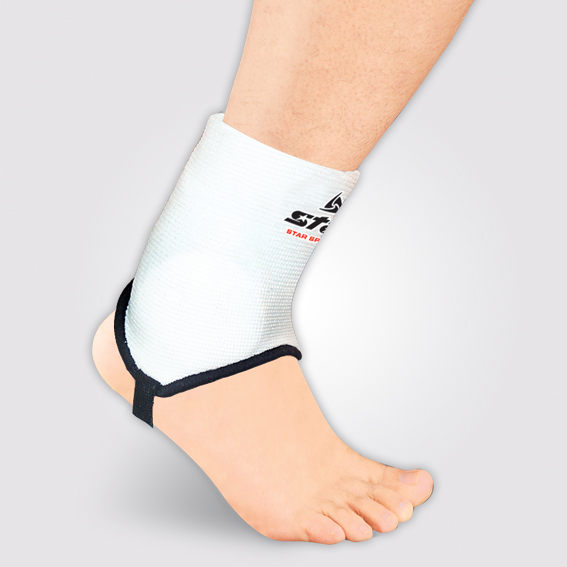 Фиксатор голеностопа Star ANKLE SUPPORT  XD110W